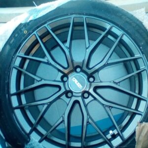 picture of a compasal 245 45 zr 19 tyre